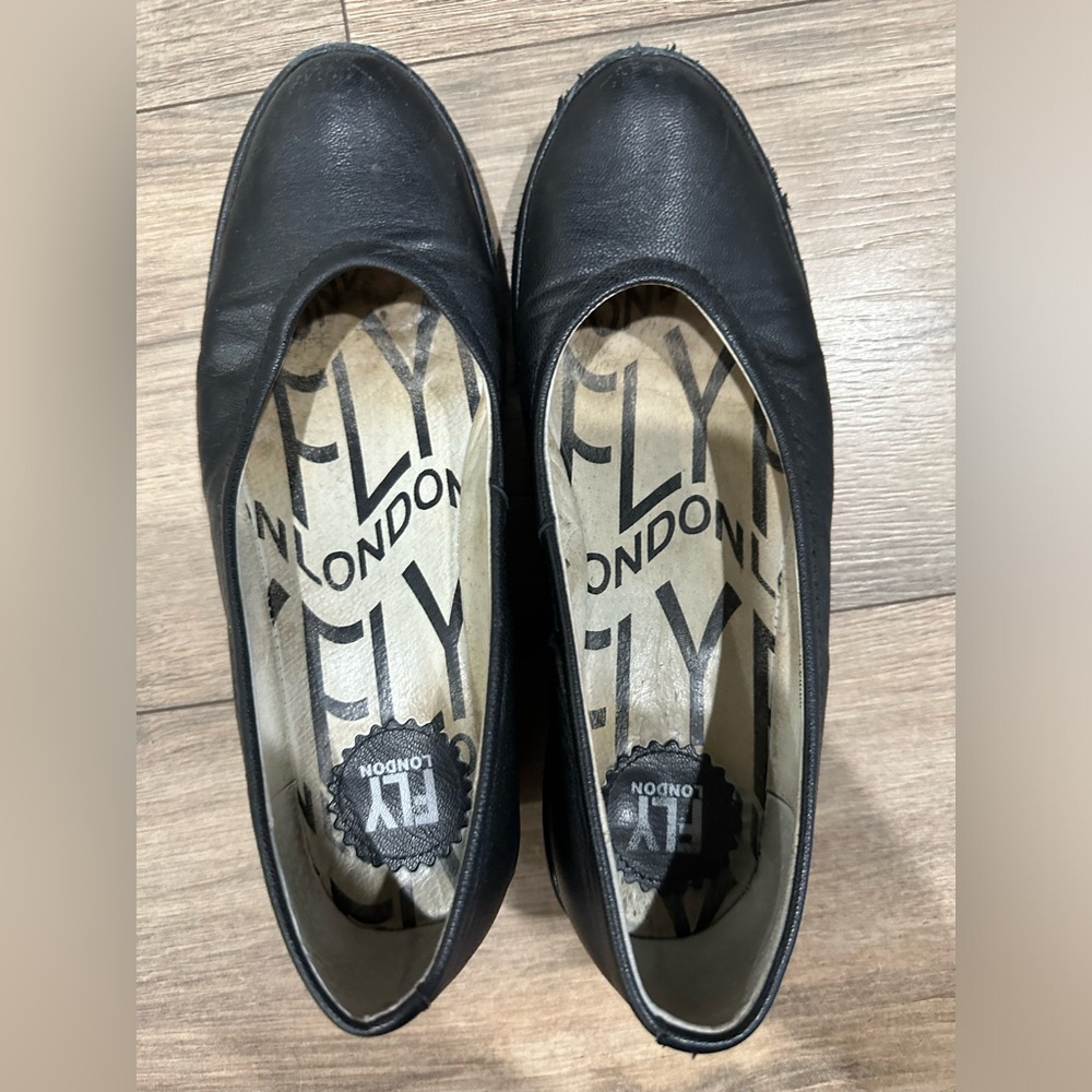 Fly London Wedge